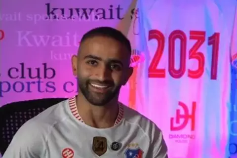 مرتديًا رقم 10.. الكويت الكويتي يجدد عقد عموري